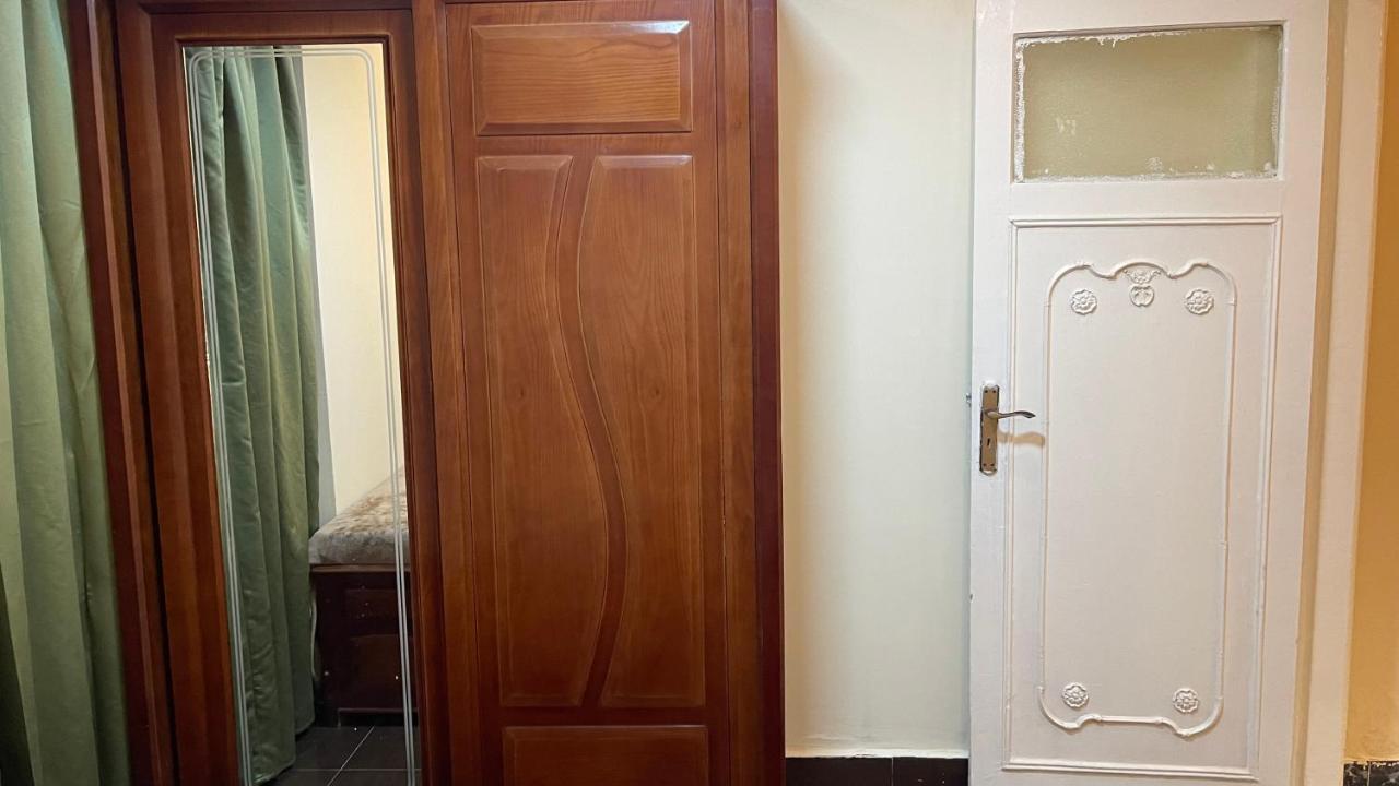 Fancy Apartment Close To Airport Fully Furnished Cairo Exterior photo